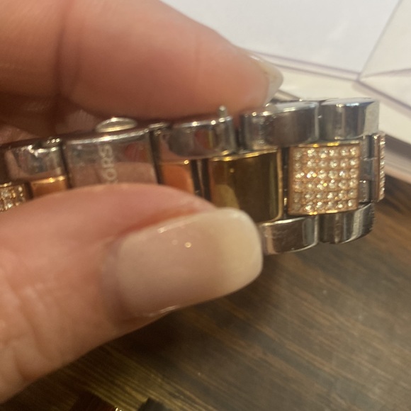 Michael Kors Pave Two Tin Strap for Apple Watch - Picture 2 of 2